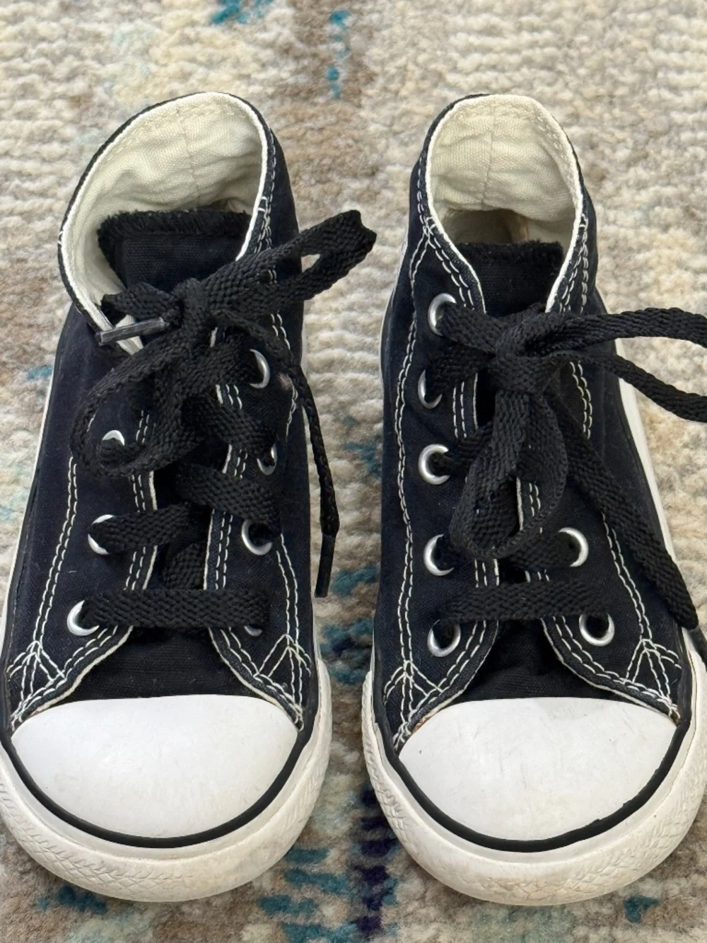 Black canvas Converse Chuck Taylor All Star toddler high-top sz 8 sneakers shoes